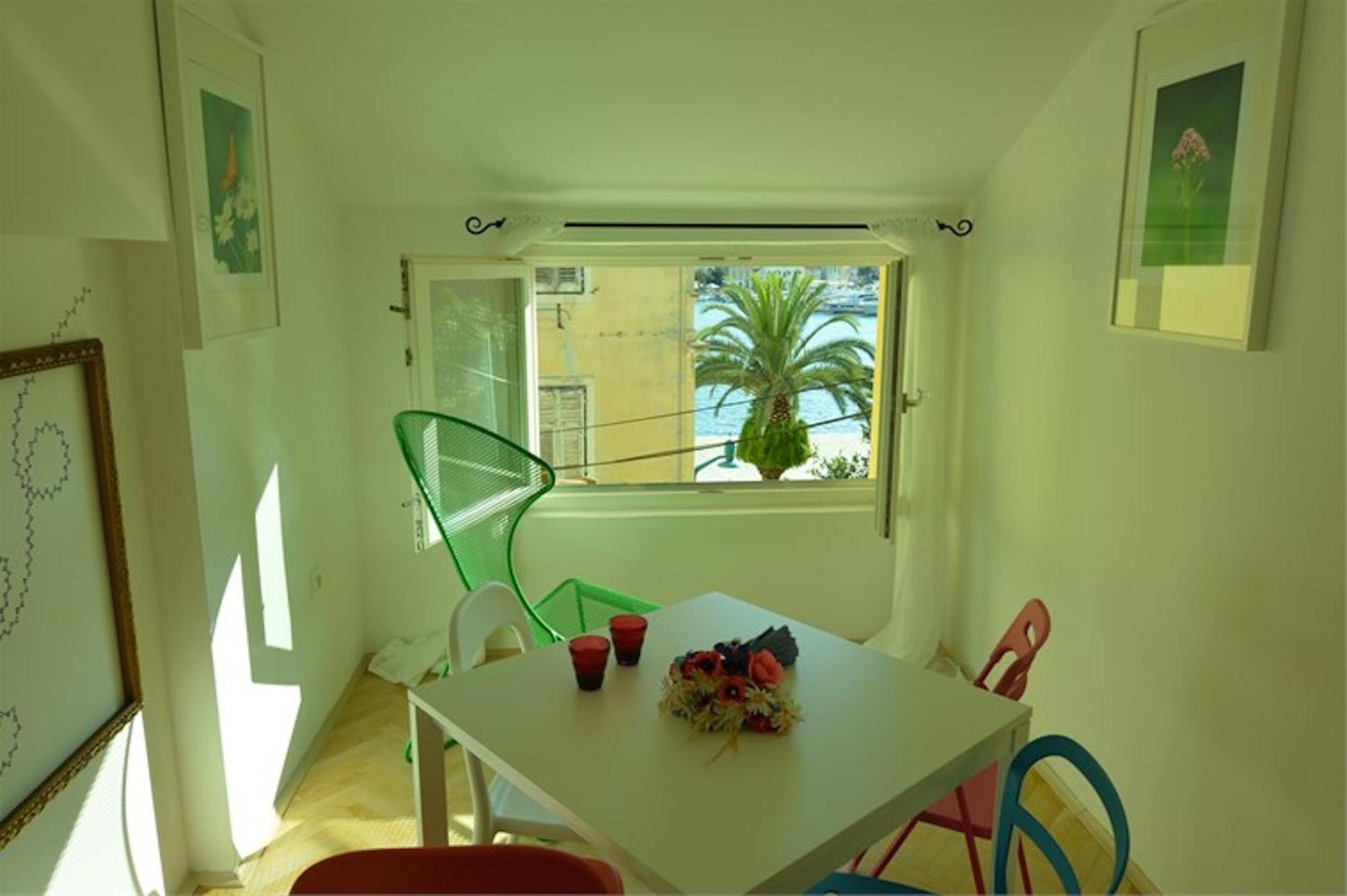 Apartments Mandarina Mali Losinj Phòng bức ảnh