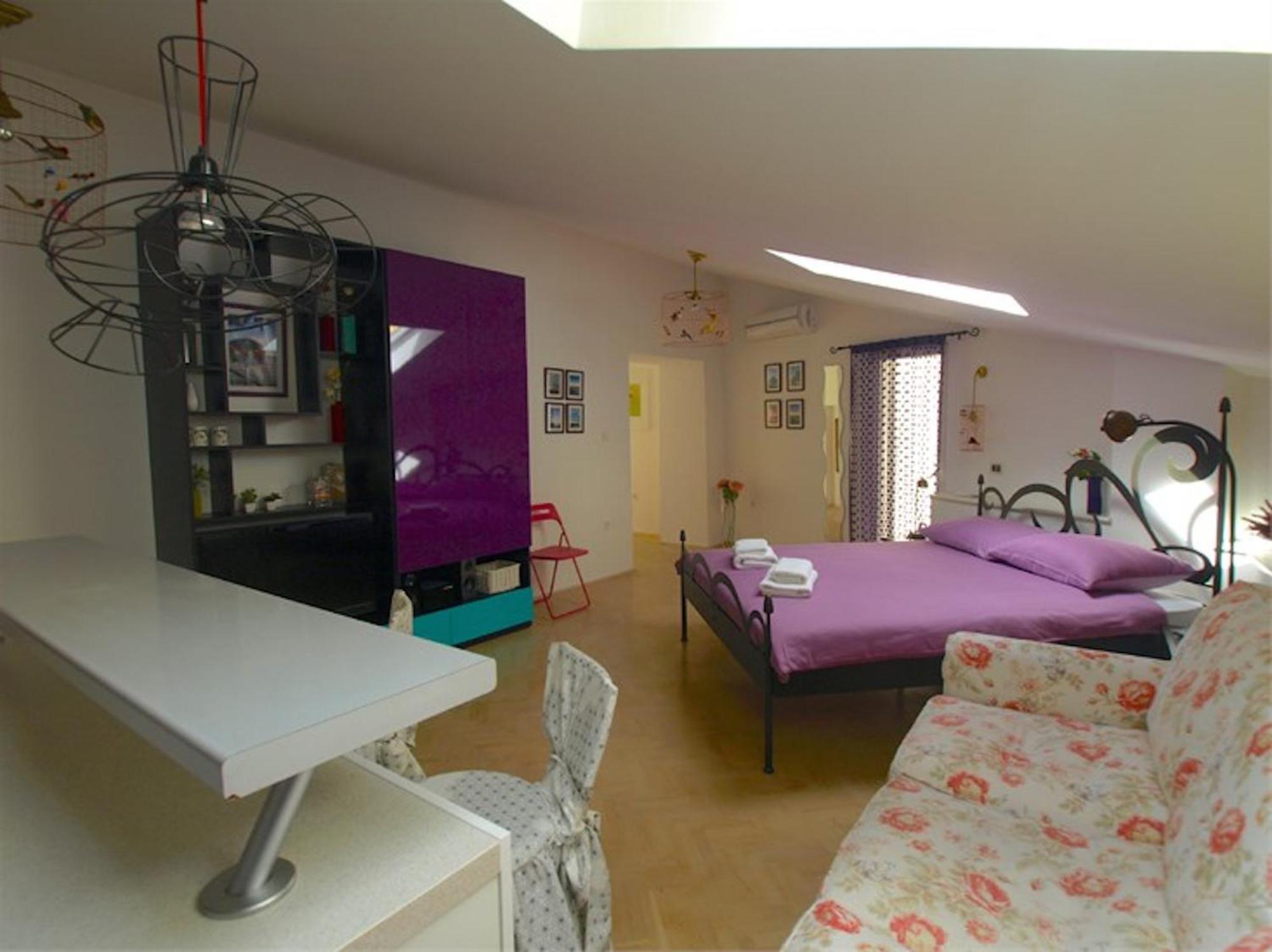 Apartments Mandarina Mali Losinj Phòng bức ảnh