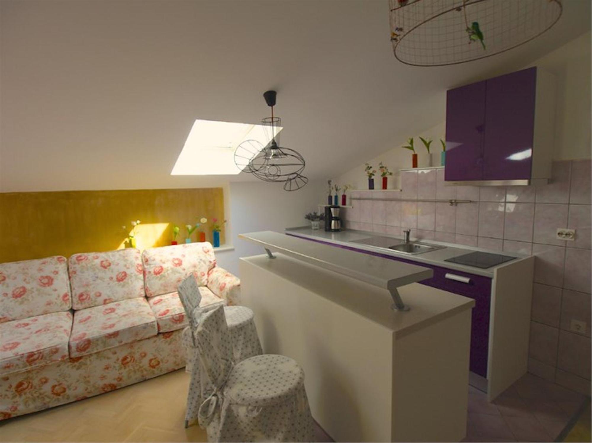 Apartments Mandarina Mali Losinj Phòng bức ảnh