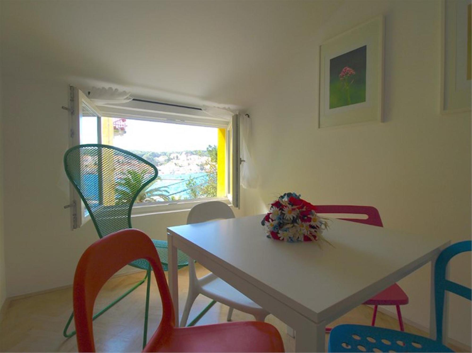 Apartments Mandarina Mali Losinj Phòng bức ảnh